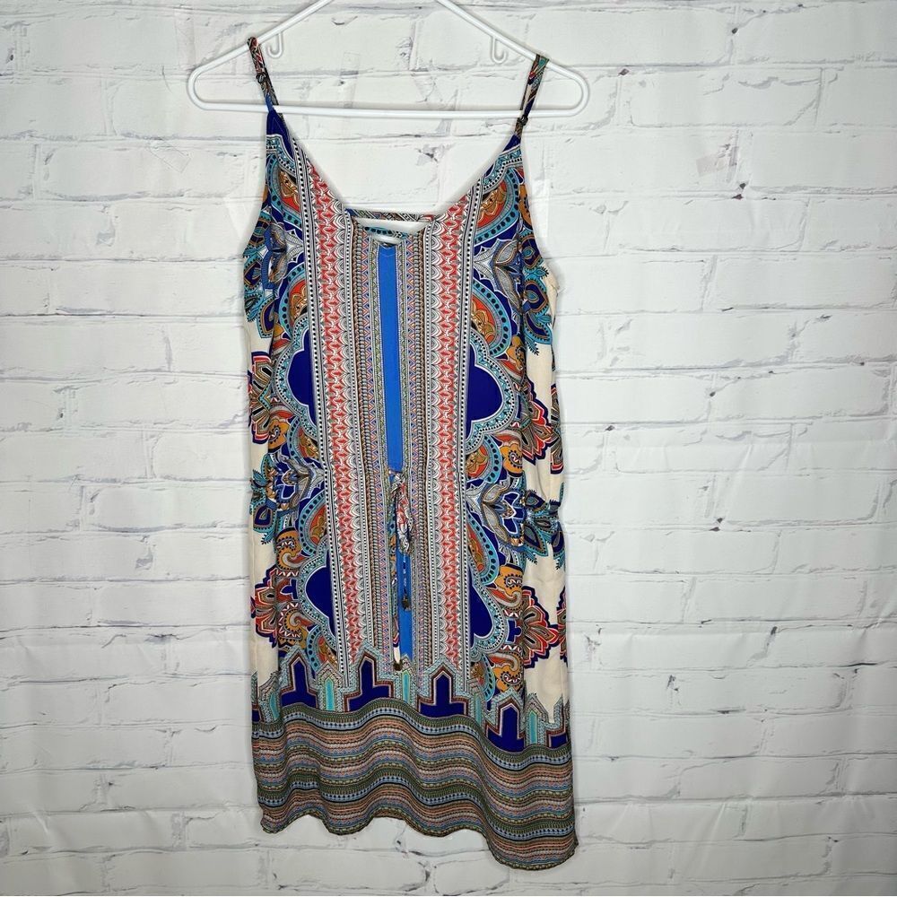 Lucy & Laurel size 4 dress‎